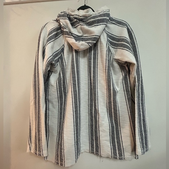 Ocean Drive Soft Poncho - Picture 5 of 10